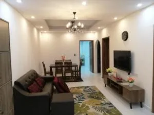 Onies Homestay Lumut Manjung - Kampong Pundut