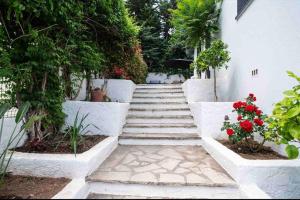 Haut de villa de charme - 3 chambres 6pers