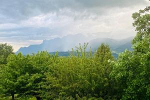 Appartements Au calme avec vue magnifique a Saint Maximin : photos des chambres