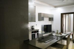 Amazing one Bedroom Apartment in Amman Elwebdah 7