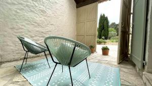 Maisons de vacances Mas Millesime - Gites Carignan - 4 pers - piscine privative - St Remy de Provence : photos des chambres