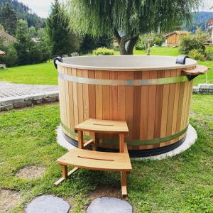 Chalets Le Chalet de la Deviniere, bain nordique exterieur chauffe : photos des chambres