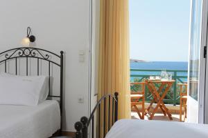 Olala Brazzera Hotel Syros Greece