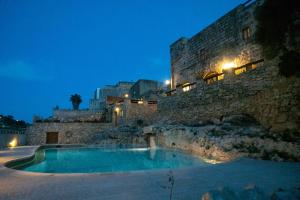 Villeleynah Holiday Home