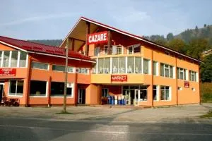 Pensiunea. ORIENT - Poiana Teiului