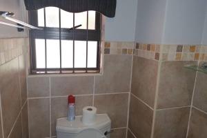 BEAUTIFUL APARTM B10 SITUATED IN BAINS GAME LODGE