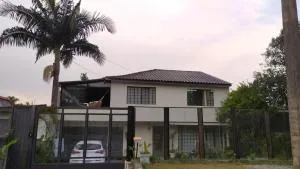 Casa Klos - Quartos amplos - Colombo