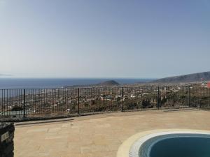 VILLA “LA FLORIDA” - WONDERFUL VIEWS - POOL – WIFI