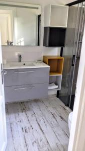 Appartements Joli F2 Saint Endreol HAMEAU PALAYSON Var : photos des chambres