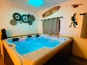 Suite Cupidon Domaine des trois châteaux