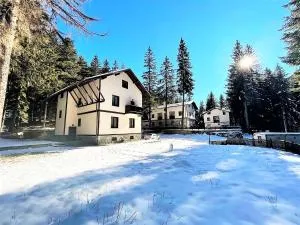 Комплекс Орлово гнездо - Yakoruda