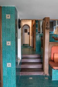 Casa del Capitano, Terre Marine