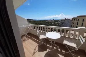 Vogklis House - Qeparoi i Sipërm