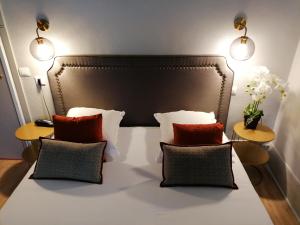 Hotels A l'Hotel Des Roys : photos des chambres