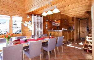 Chalets Odalys Chalet Le Panorama : photos des chambres