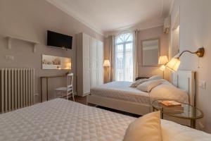 GuestHost - Piazza Nievo a Trastevere! Apt con Balcone