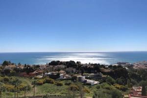 28-Luxury Penthouse With Stunning views Benalmadena!