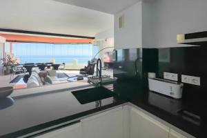 28-Luxury Penthouse With Stunning views Benalmadena!