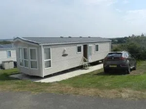 Cwtch Caravans - Talbenny