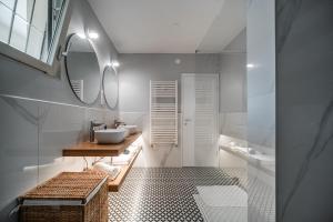 Lux Apartments