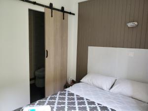 Hotels hotel de la gare : Chambre Double - Vue sur Fleuve