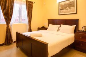 Aakash Rooms and Cottages,
