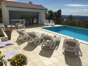 Holiday Home Aqua 