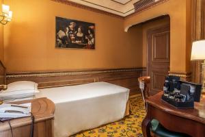 Classic Single Room room in River Palace Hotel