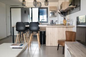 Appartements Superbe T2 climatise, proche plage - belle vue mer : photos des chambres