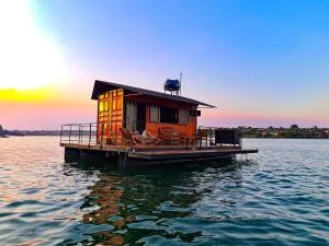 House Boat "Faroeste Caboclo" - Planaltina