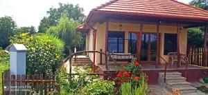 Vértestolna Vendégház