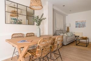 Avenida América - Cama King, AC, junto a la estación