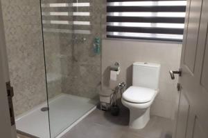 Ramzam - Spacious & Modern 3 bedroom apartment with roof terrace