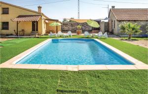 Stunning Home In Villanueva Del Duque