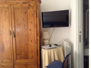 Double or Twin Room with Private Bathroom