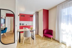 Appart'hotels Appart'City Confort Paris Clichy - Mairie : photos des chambres