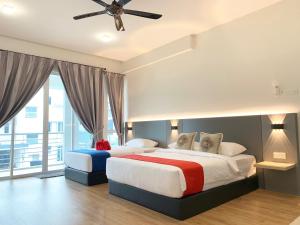 Spacious 6BR Villa with Seaview by Zervin