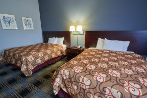 Deluxe Room, Two Queen Beds room in Riverview Inn & Suites
