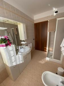 OTB Italia 2 - Alloggio accogliente tra Venezia e Treviso con 2 Terrazze e Posto auto Coperto