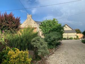 Maisons de vacances Le Bas Chesnay Gite Domfront en Poiraie : photos des chambres