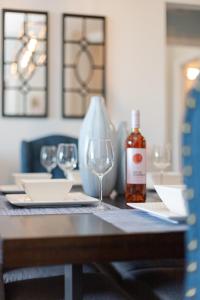 Top floor condo with view of lake, pool and fireworks! Next to Convention Center!