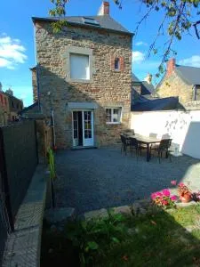 GITE MONTOISE - Genêts