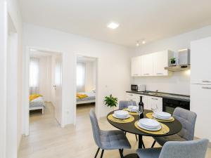 Apartment Aria 