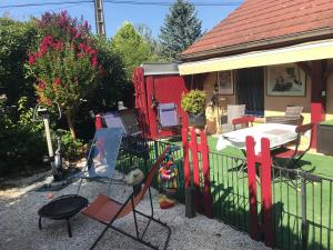 Maisons de vacances Le jardin de THELEME 