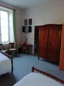 Hotels Hotel du Berry : photos des chambres