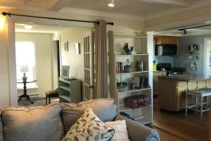 Windows on the Sea - Glen Cove