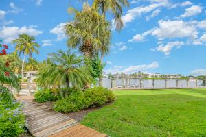 Mermaid Haven at Bocilla