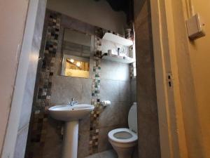 Strand Family studio en-suite 6 sleeper Kitchenette Helderberg CT