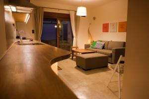 Horizonte Seafront Suites