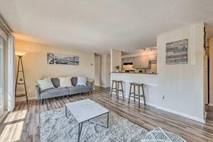 Inviting Charlotte Getaway - Half Mile to UNC!